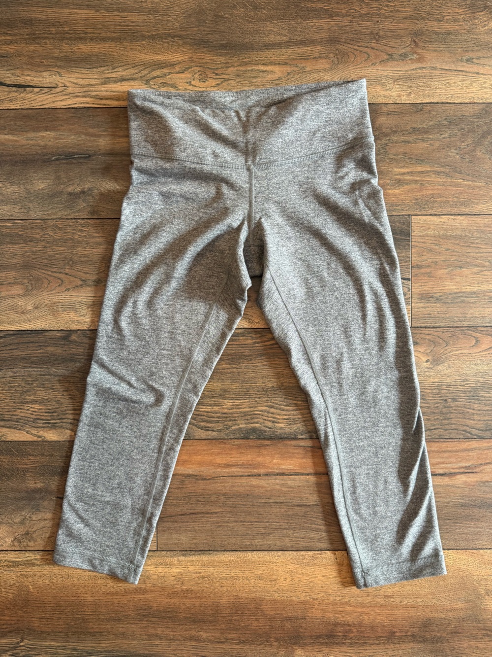 Lululemon cropped mid-rise legging